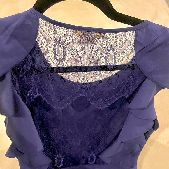 Lace Detail Back Dress (sz S) - Picture 3 of 5